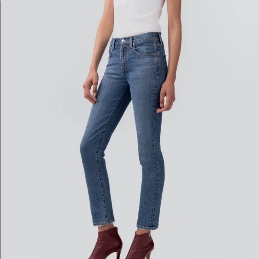 AGOLDE Toni Mid Rise Straight Jean in Obscure